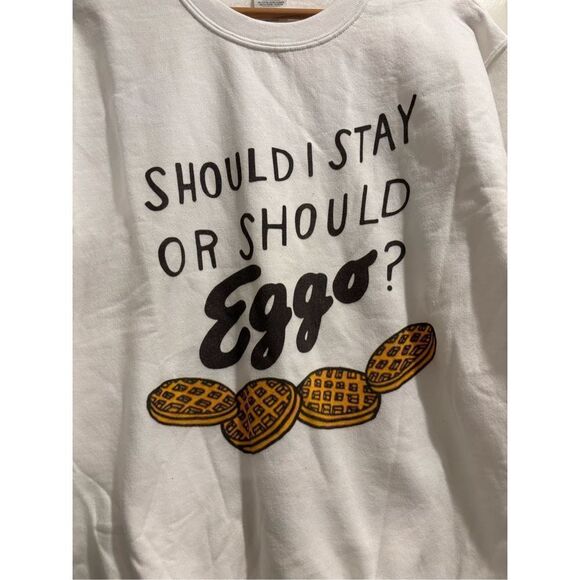 Should I Stay or Should I Eggo Sweatshirt size Small - Picture 2 of 2